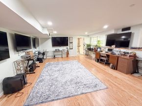 95 Brooksmont Dr 26, Holliston MA 01746