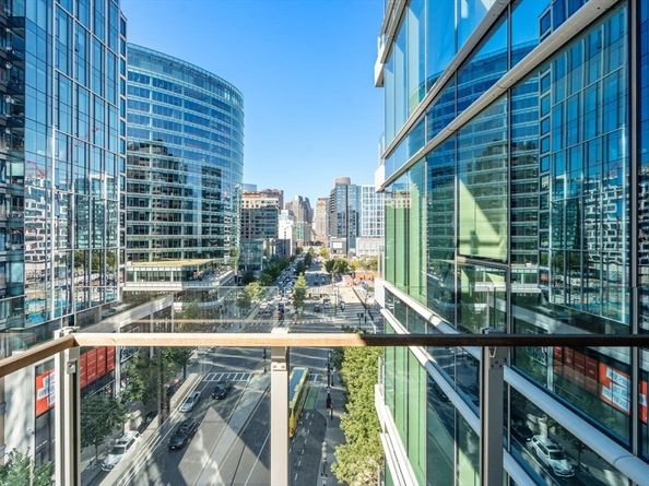 150 Seaport Blvd. 8A, Boston MA 02210