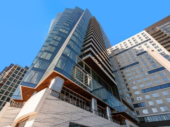 150 Seaport Blvd. 8A, Boston MA 02210
