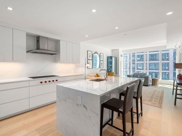 150 Seaport Blvd. 8A, Boston MA 02210