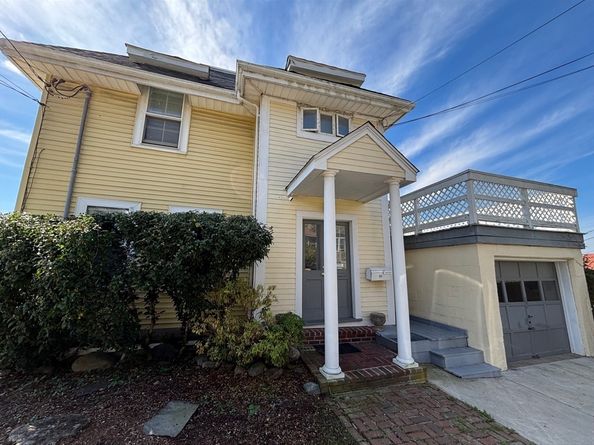 41 Harbor View Ave, Winthrop MA 02152
