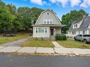 62 Hancock St, Fitchburg MA 01420