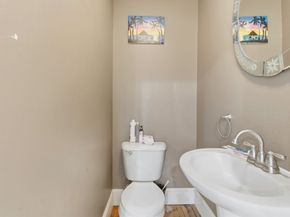 62 Hancock St, Fitchburg MA 01420