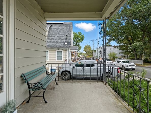 62 Hancock St, Fitchburg MA 01420