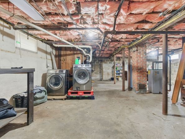 62 Hancock St, Fitchburg MA 01420