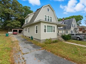 62 Hancock St, Fitchburg MA 01420
