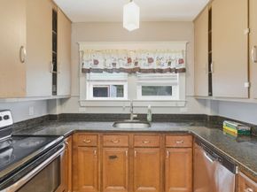 62 Hancock St, Fitchburg MA 01420