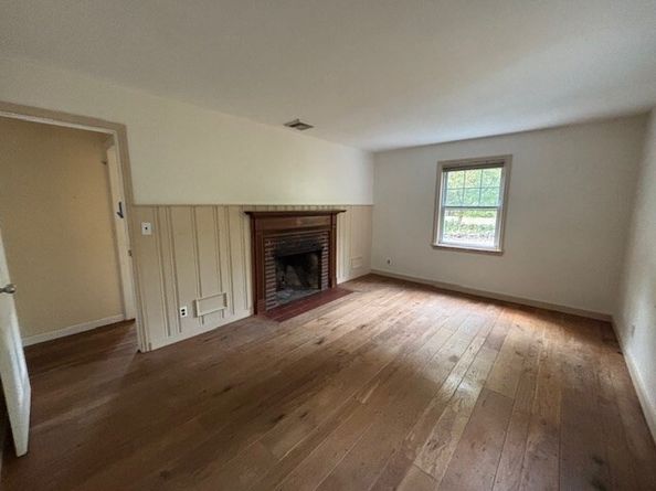 378 Salem Street, North Andover MA 01845