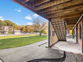 12 Arizona Ter 2, Arlington MA 02474