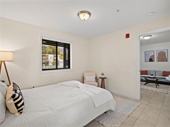 12 Arizona Ter 2, Arlington MA 02474