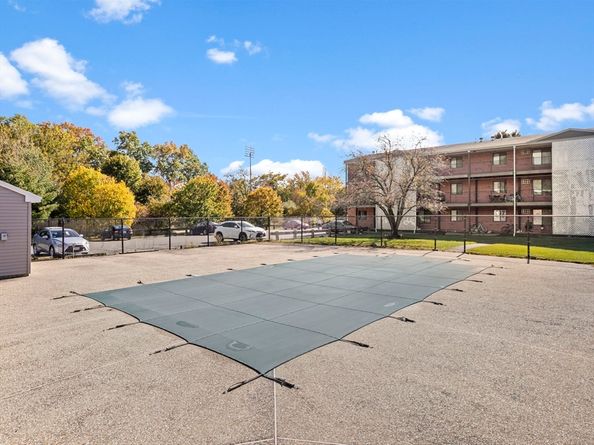 12 Arizona Ter 2, Arlington MA 02474