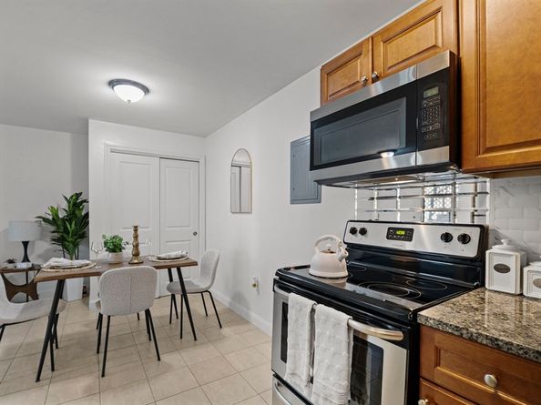 12 Arizona Ter 2, Arlington MA 02474