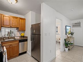 12 Arizona Ter 2, Arlington MA 02474