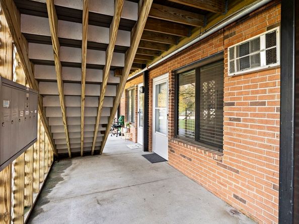 12 Arizona Ter 2, Arlington MA 02474