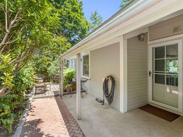 165 Highland Street 165, Dedham MA 02026