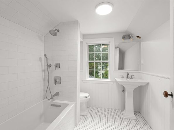 165 Highland Street 165, Dedham MA 02026