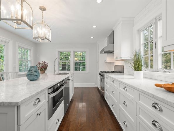 165 Highland Street 165, Dedham MA 02026