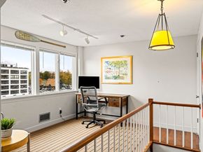 90 Wharf St L10, Salem MA 01970