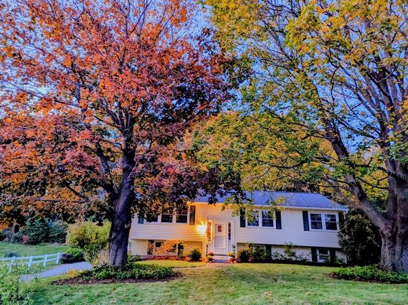 16 Hadley Path, West Brookfield MA 01585