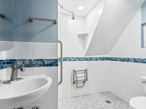 30 Walnut St, Somerville MA 02143