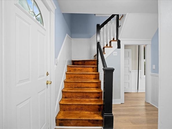 36 Central St, Auburn MA 01501