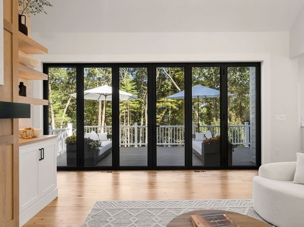 18 Overlook Drive 1, Bedford MA 01730