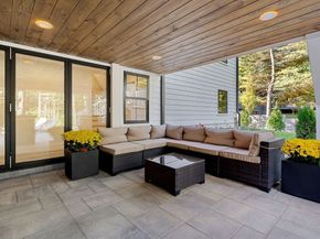 18 Overlook Drive 1, Bedford MA 01730