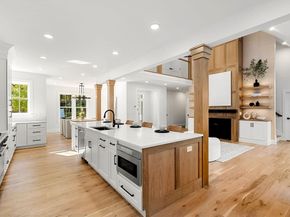 18 Overlook Drive 1, Bedford MA 01730