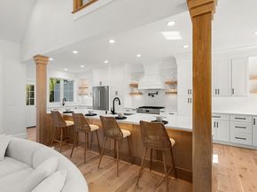 18 Overlook Drive 1, Bedford MA 01730