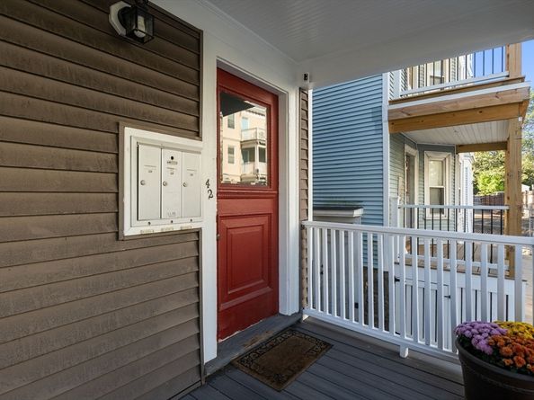 42 Cameron St 3, Boston MA 02125
