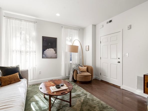 58 E Springfield 1, Boston MA 02118