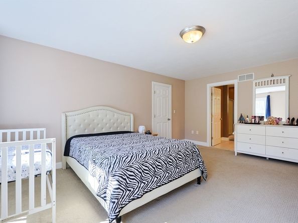 53 Russell St, Marlborough MA 01752