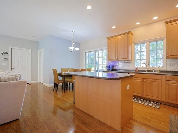 53 Russell St, Marlborough MA 01752