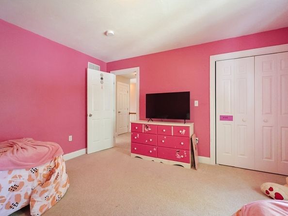 53 Russell St, Marlborough MA 01752