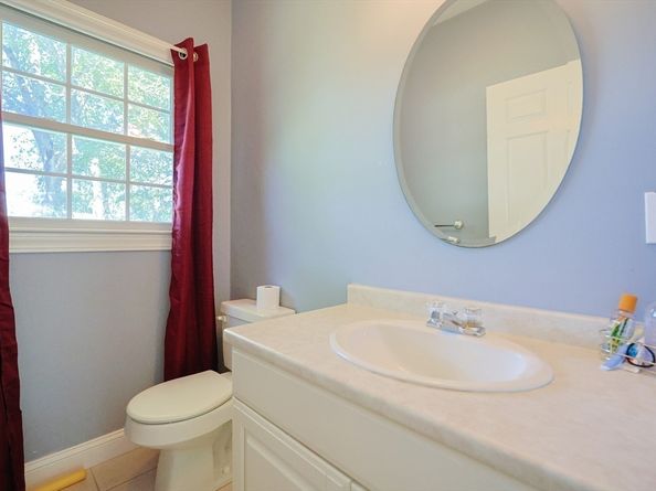 53 Russell St, Marlborough MA 01752