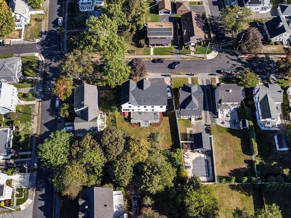 11 Rockwell Ave, Milton MA 02186