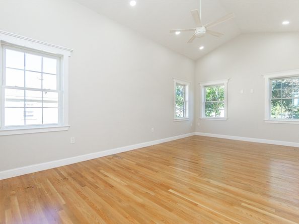 11 Rockwell Ave, Milton MA 02186