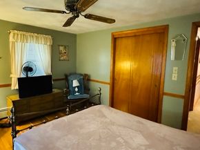 201 Prescott Rd, Northbridge MA 01588