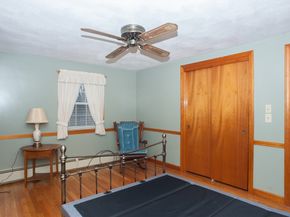 201 Prescott Rd, Northbridge MA 01588