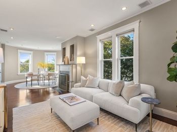 2 Pleasant Street