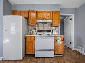 190 Dominion Rd, Worcester MA 01605