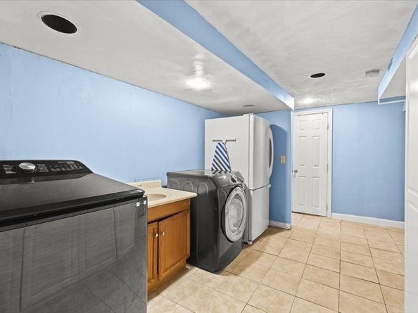 175 Belmont Ave, Brockton MA 02301