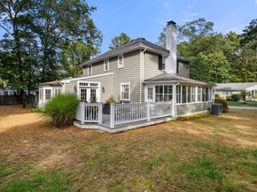 3 Burnham Rd, Dover MA 02030