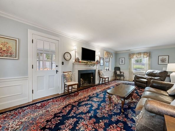3 Burnham Rd, Dover MA 02030