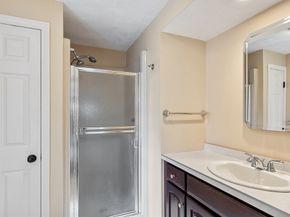 16 Minehan Ln, Marlborough MA 01752