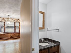 16 Minehan Ln, Marlborough MA 01752