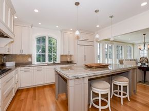 85 Moorings Rd, Marion MA 02738