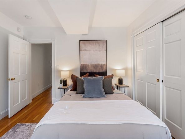 296 West Third St 1, Boston MA 02127