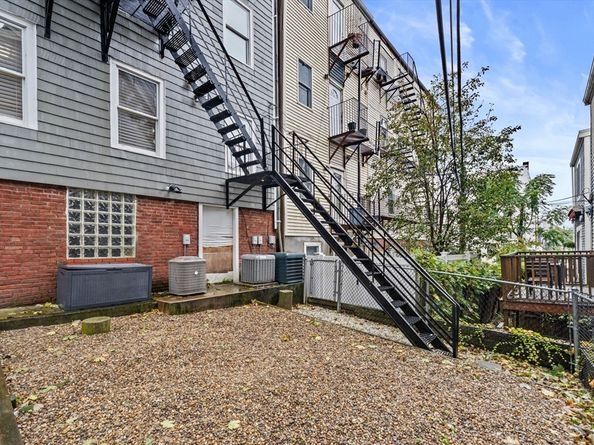 296 West Third St 1, Boston MA 02127