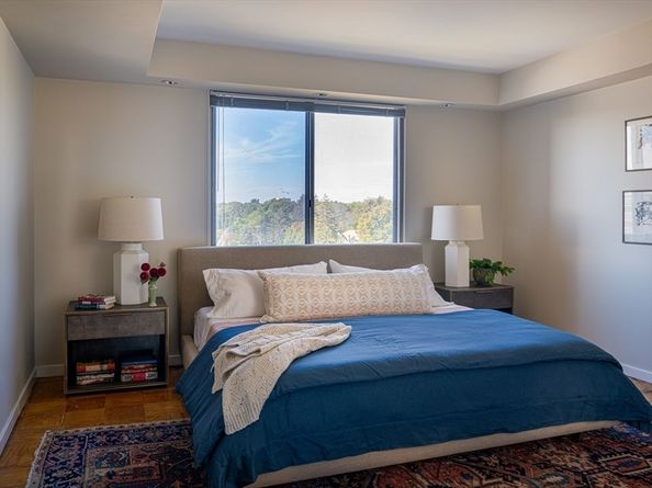 1010 Memorial Drive 7D&E, Cambridge MA 02138